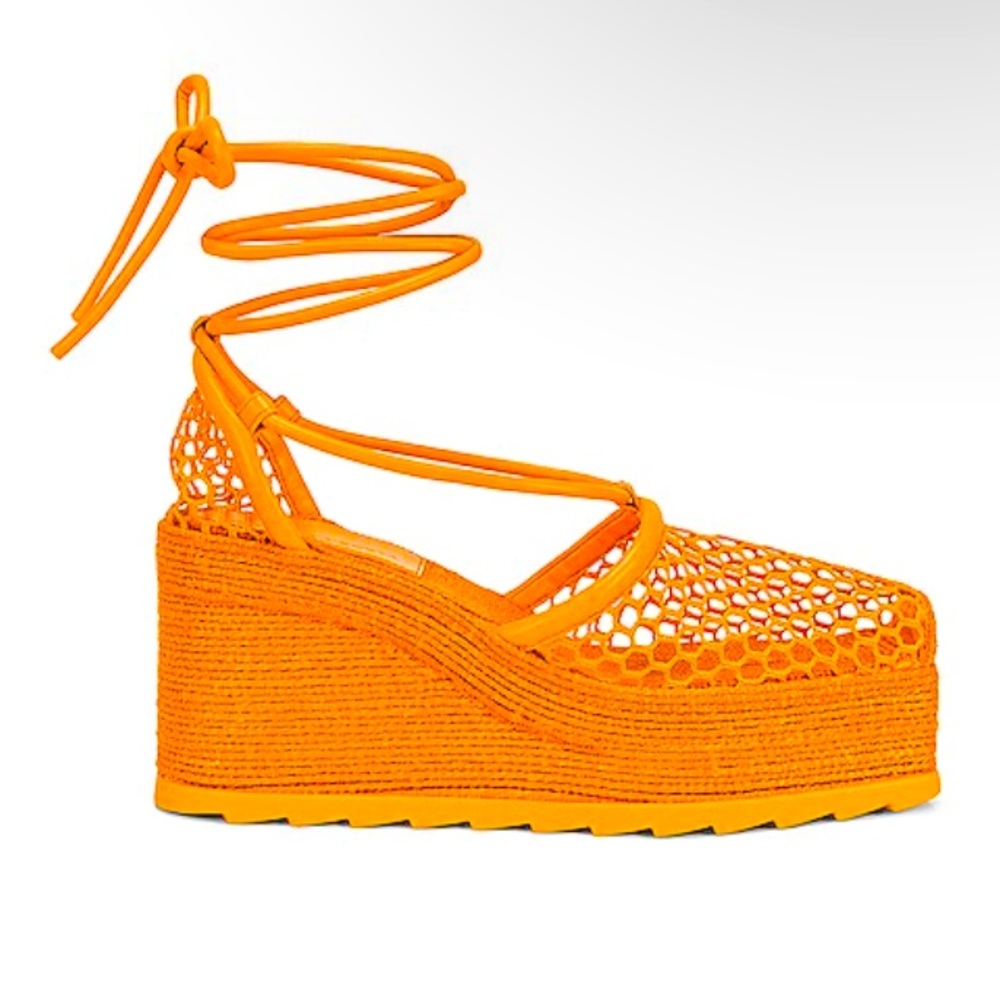 BOTTEGA VENETA - Stretch Lace Up Espadrilles (Size 39)